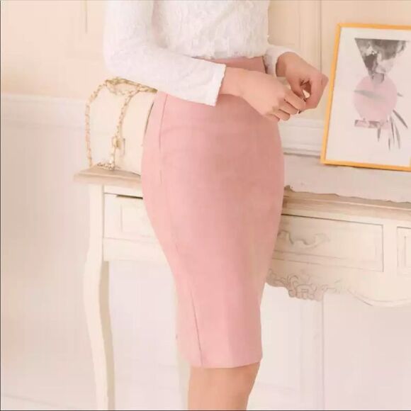 SUEDE mini pencil skirt pink Barbie core gorpcore size Medium NWOT - Picture 4 of 9